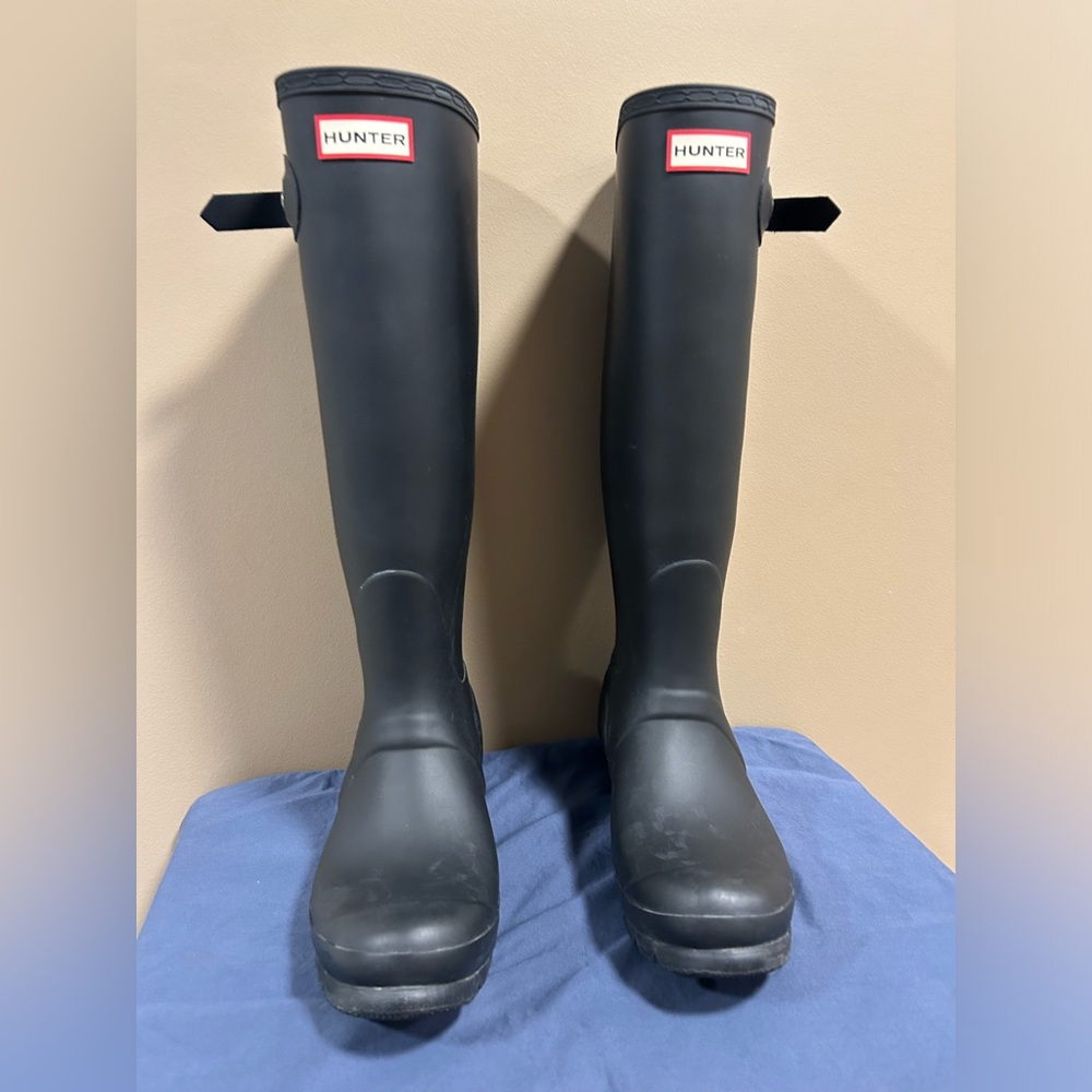Hunter Women’s Classic Rain Boots-Size 8